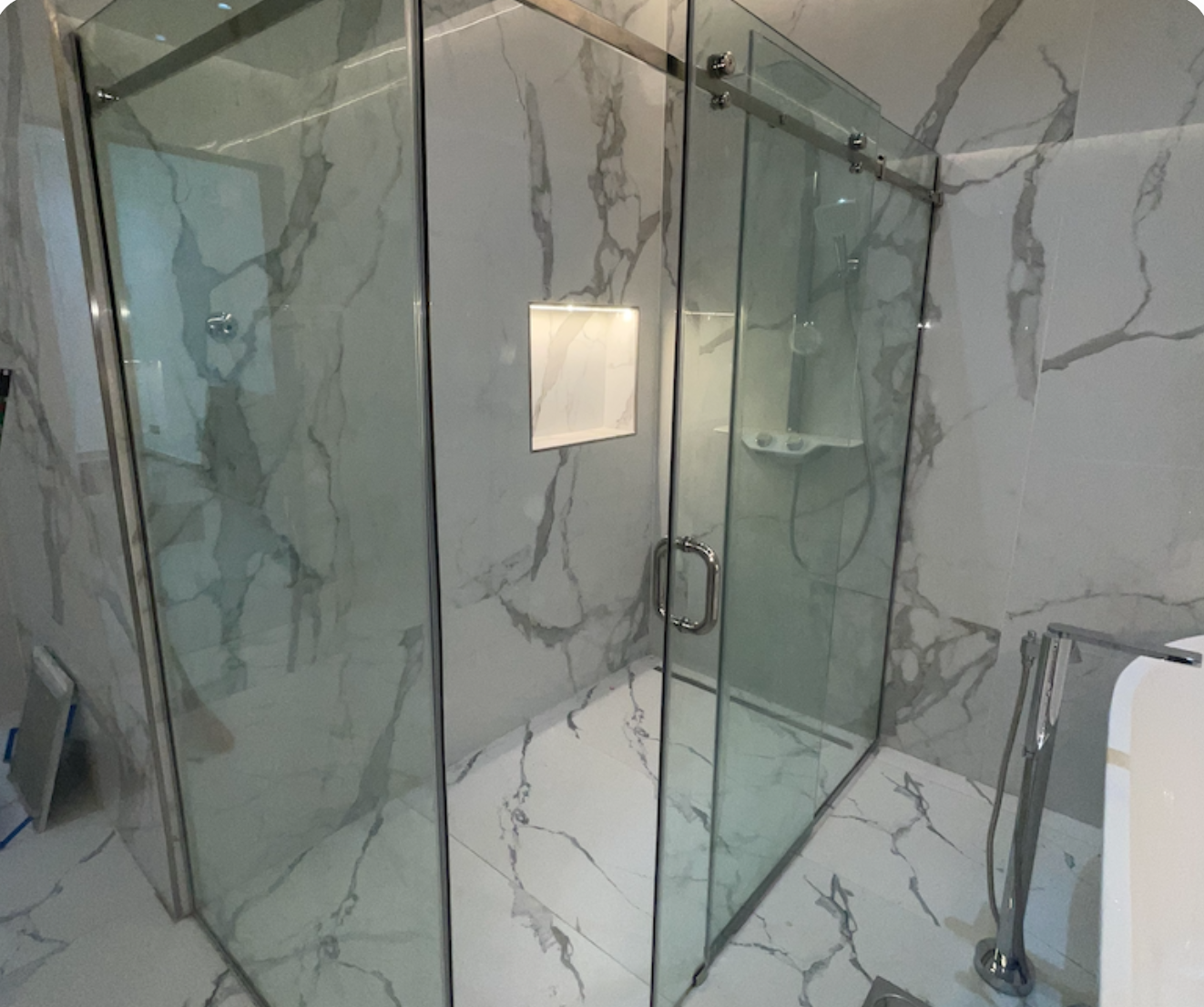 Luxury Clear Sliding Shower Enclosure